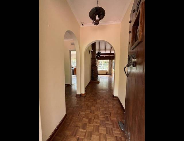 5 BEDROOM HOUSE FOR SALE IN ATHOLL HEIGHTS